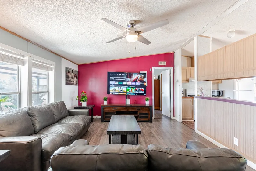 Spacious 3BR Near Saguaro NP Yard & Parking - Image 1