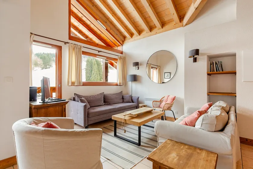 Penthouse skiing, Morillon - Image 1