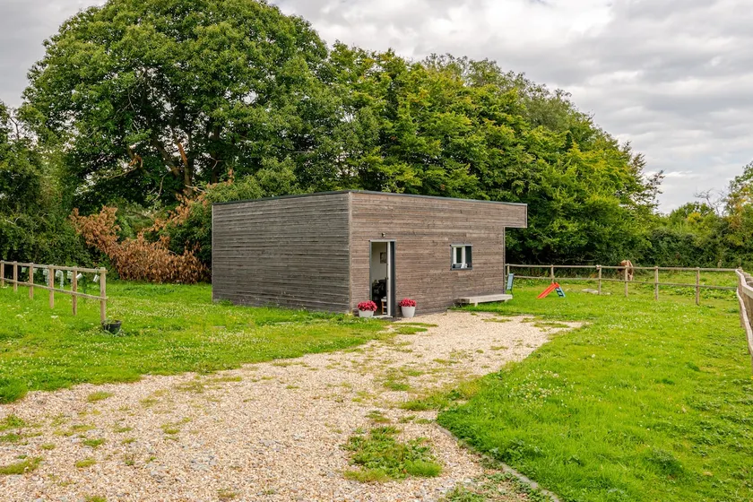 Rio's cottage - Image 1