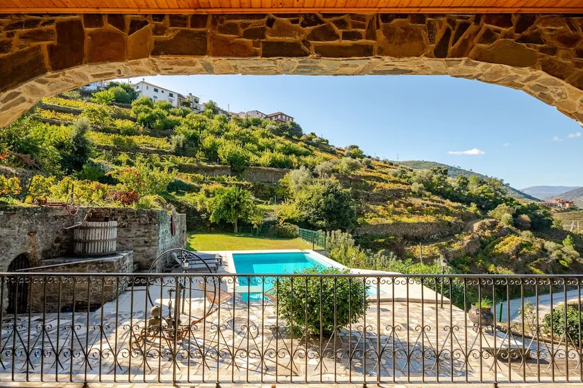 Vineyard Villa: Pool, Fast Wi-Fi, in Central Douro - Image 1