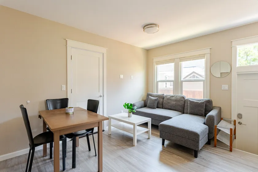 9B-Buttercup: Bright 1-BR near downtown San Jose - Image 1