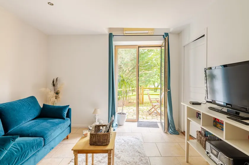 Downtown Accommodation – Essarts-en-Bocage - Image 1