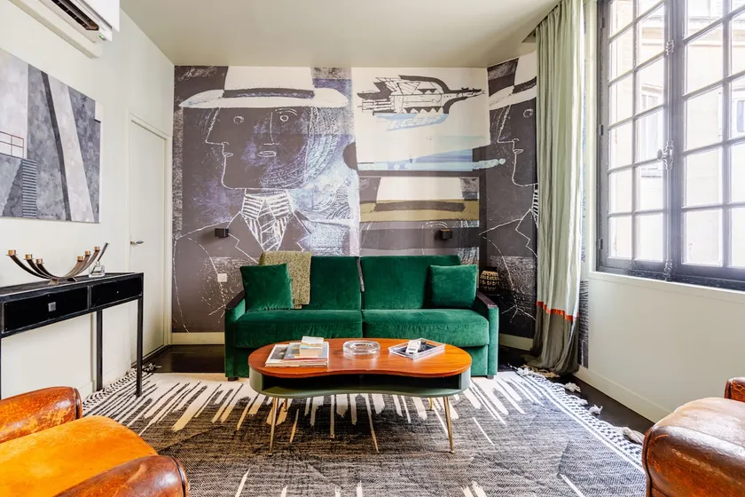 Beautiful furnished apartment in the best area - Image 1
