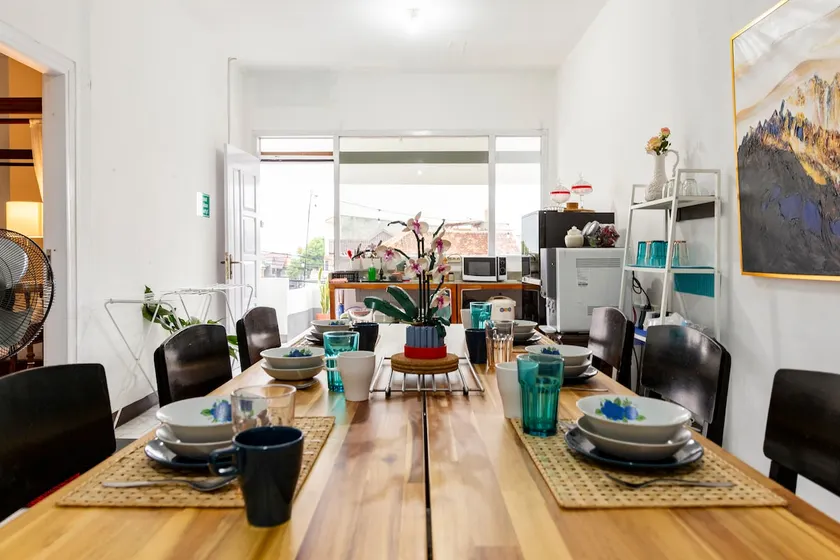 4BR Villa Dago Karaoke & BBQ, Fast Wifi LEGO - Image 1