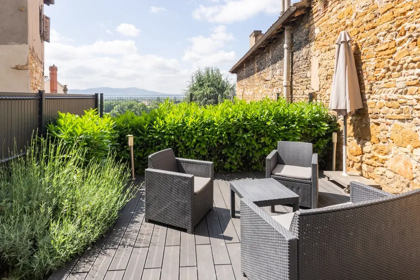 Trévoux: loft ravissant avec terrasse - Image 1