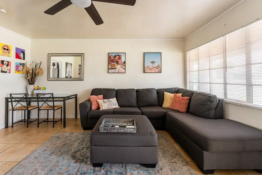 Free Parking near Strip Cozy 1Br - Image 1