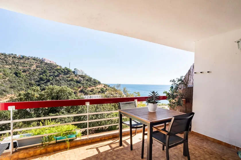 Fin lejlighed for 4 gæster med WIFI, TV og balkon - Image 1