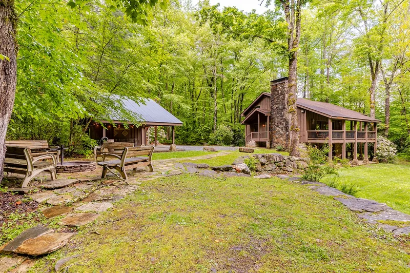 2 Waterfront Cabins + Waterfalls, Hiking Trails - Image 1