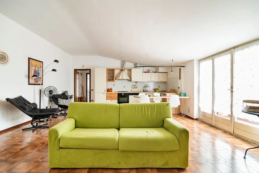 Cosy-silence apartment with parking Lake MAGGIORE - Image 1