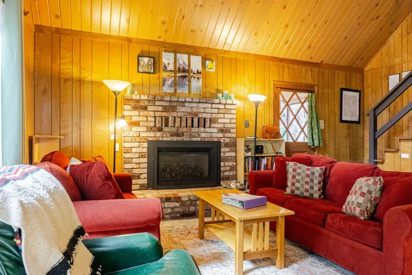 Nyd Hearthstone Chalet Hvor Mi-Wuk Village møder skoven - Image 1