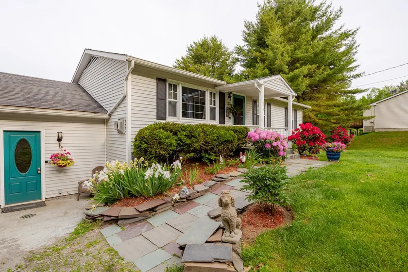 Cozy/Private, close to hospital, i-89 - Image 1