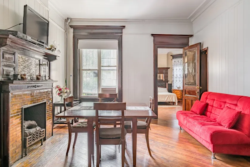 Brooklyn's top - Image 1