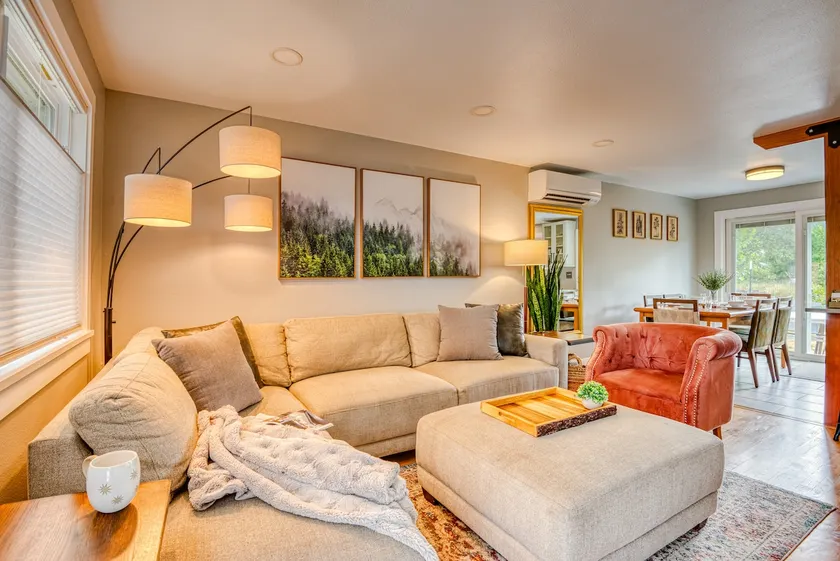Extra Friendly EUG - Cozy 3BR Near UO & Food Carts - Image 1