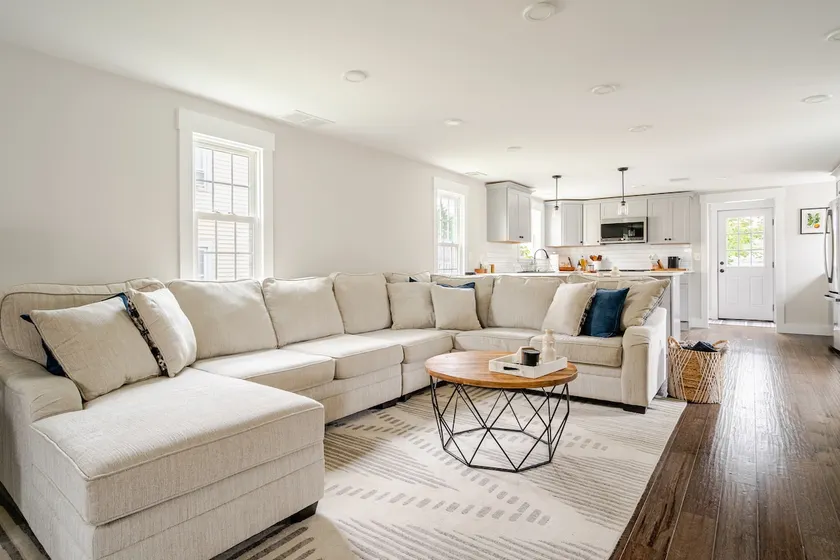 Newly Renovated 3 Bedroom Wildwood Home with Yard - Image 1