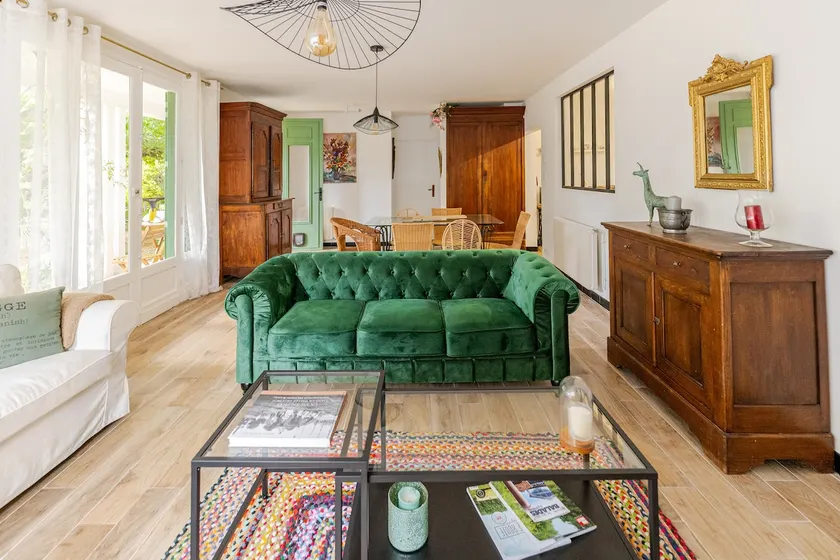 Pleasant vacation home - Image 1