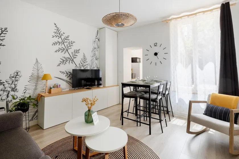 Walk to Historic Center • Cozy Stay • 4 persons - Image 1