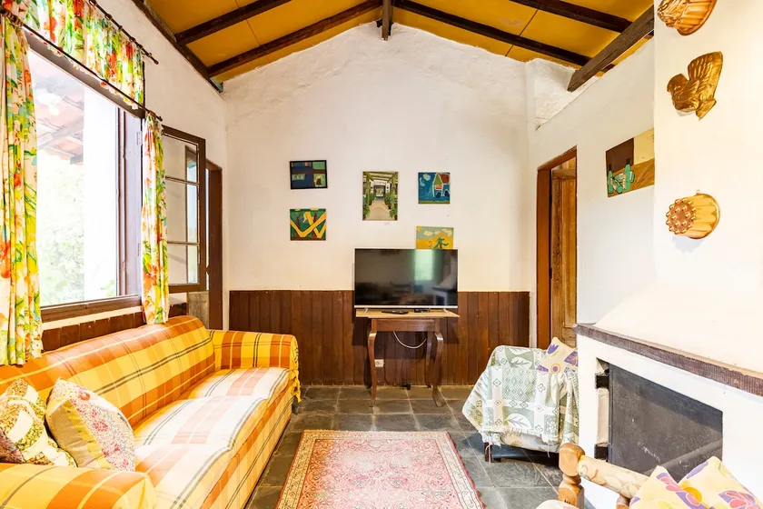 Country house with pool in the São Roque region - Image 1