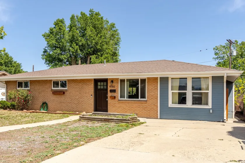 Red Rocks Hideaway | Hot Tub | 4BR | 2 Kings - Image 1