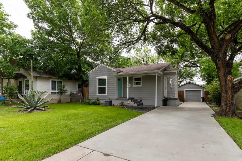 Cozy Casita in Alamo Heights! - Image 1