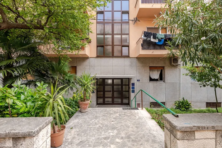 Bacvice Beach Apartment - Image 1