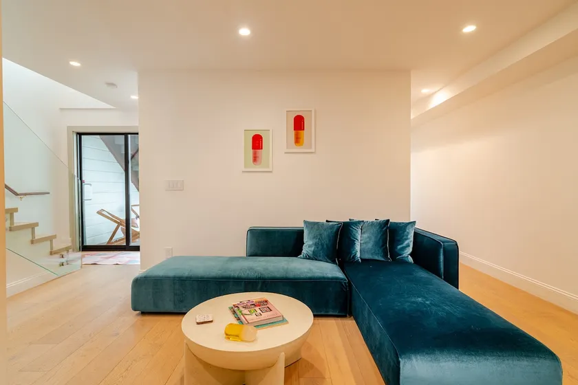 Luxury Designer Pad in the Heart of SF - Image 1