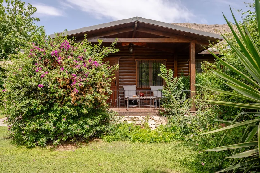 Country cottage - Image 1
