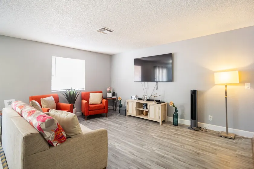 Las Vegas Retreat - Image 1