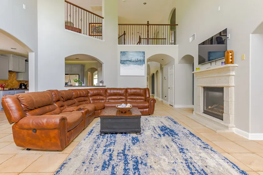 Cozy five bedroom home game room theater Room - Image 1