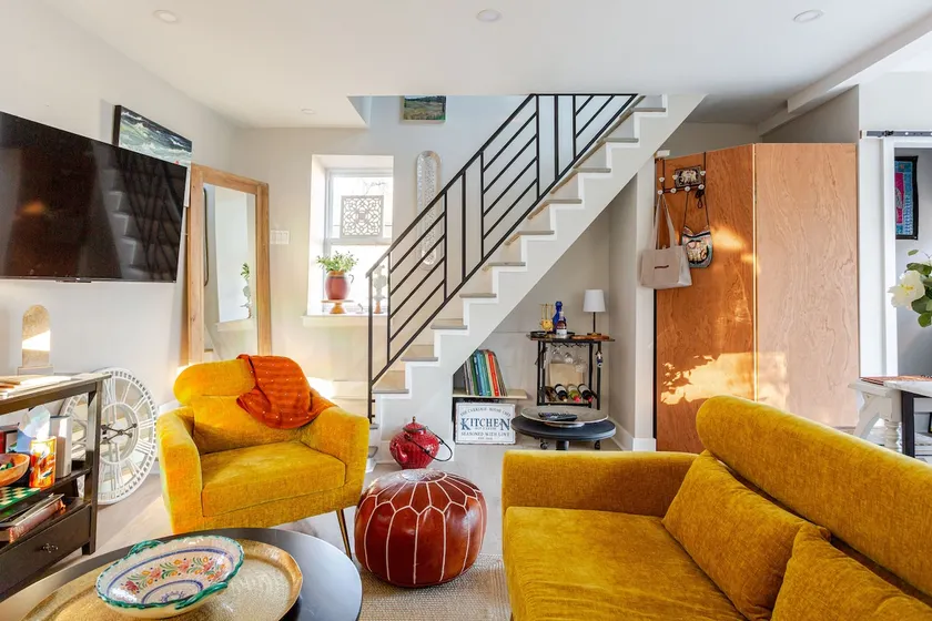 Carriage.House | Gallery A Boutique Stay - Image 1
