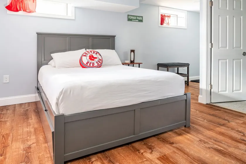 Boston In-law Suite with Private Entrance - Image 1