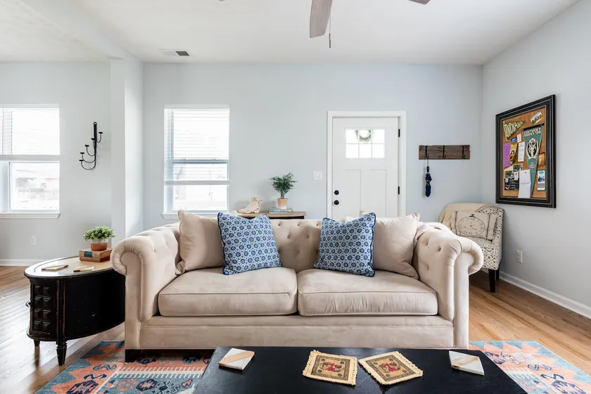 Lovely home minutes from Louisville - Image 1