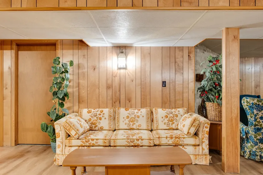 Spacious Ranch Home Oak Creek close to Airport - Image 1