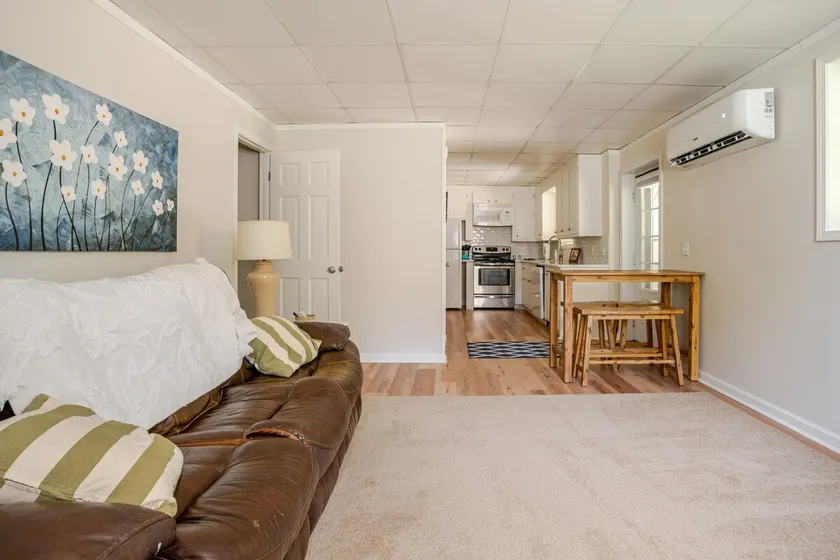 1 BR Apartment near 15/501/1 - Image 1