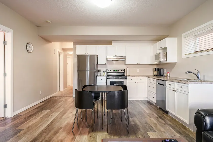 Spacious 2-Bedroom Walkout Basement Suite - Image 1