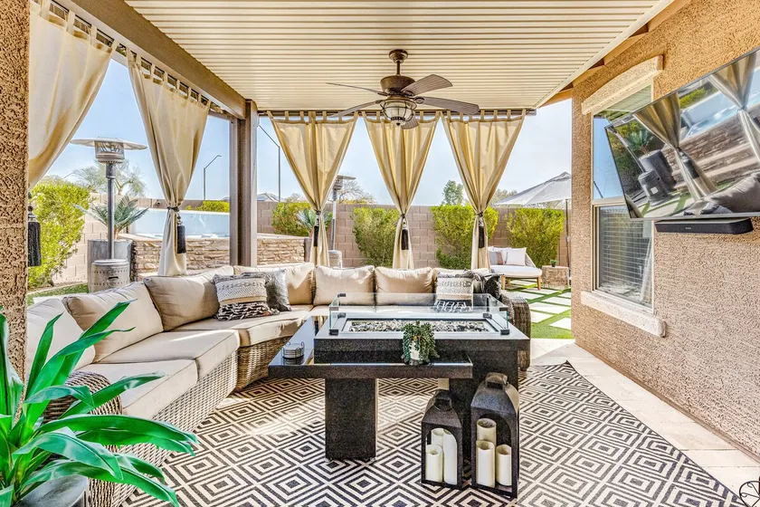 Upscale home near Goodyear Ballpark w/Jacuzzi - Image 1