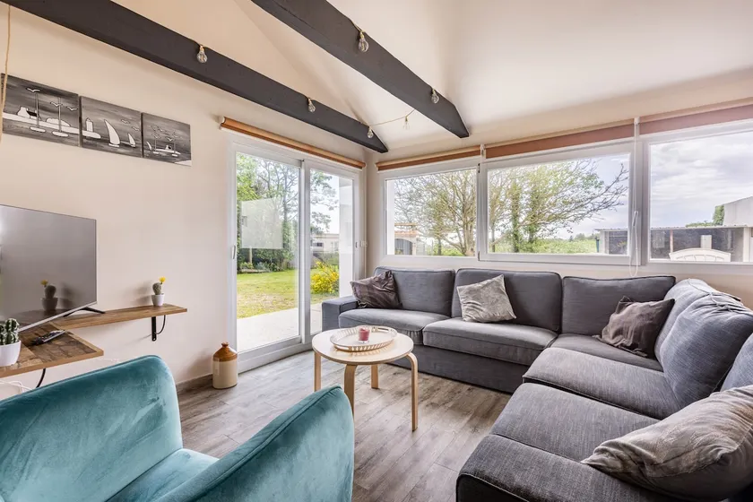 Comfortable house for 10 people - Image 1