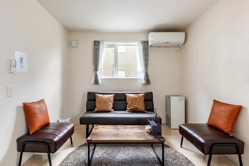 House, entire place, 3 bedrooms, convenience store/supermarket within 5 minutes on foot - Image 1
