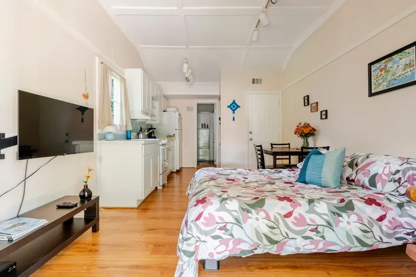 Ridgecrest Studio Apartment - Image 1