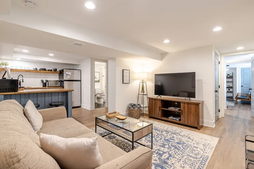 Guest Suite in Kansas City - Image 1