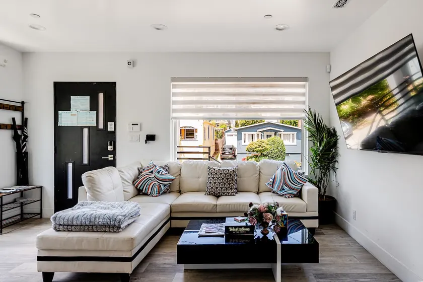 Dimond Abode #1 Modern 2BR/2BA with EV Charger - Image 1