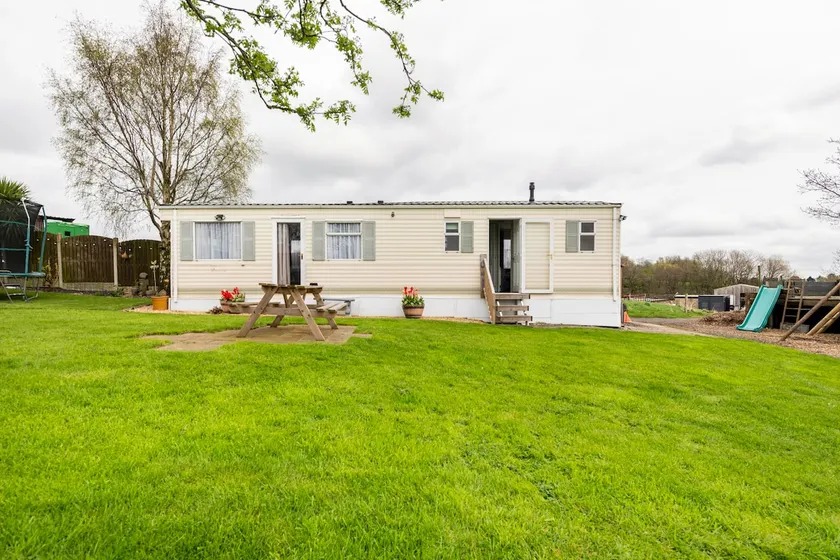 2 Bedroom Static Caravan - Image 1