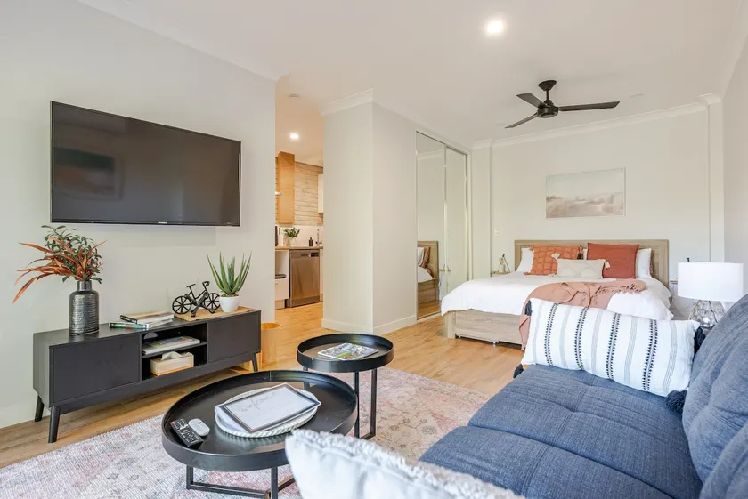 Tranquil Private Studio - Image 1