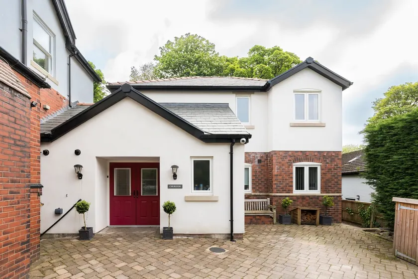 ChurstonBnB, private flat within family home, Bolton - Image 1