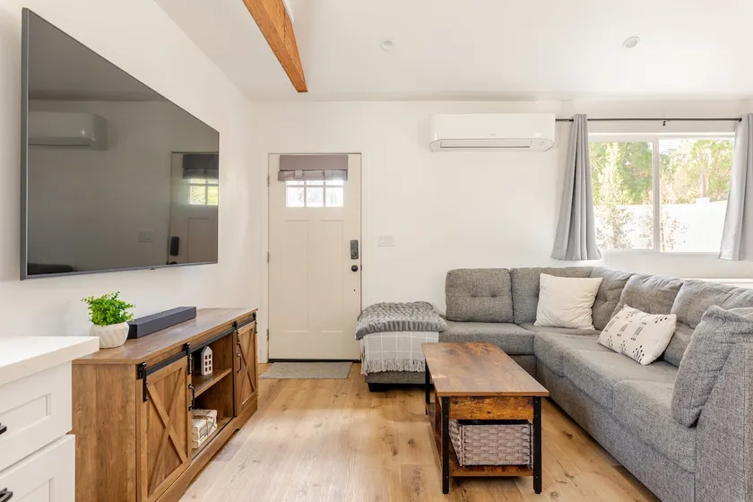 Modern Farmhouse Newly Designed! - Image 1