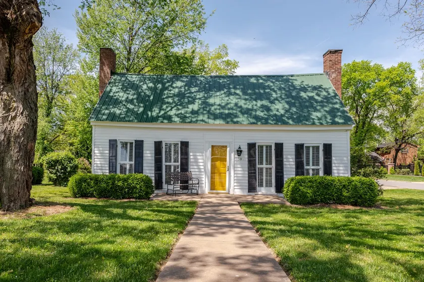 The Davis House-Unit 1 - Image 1