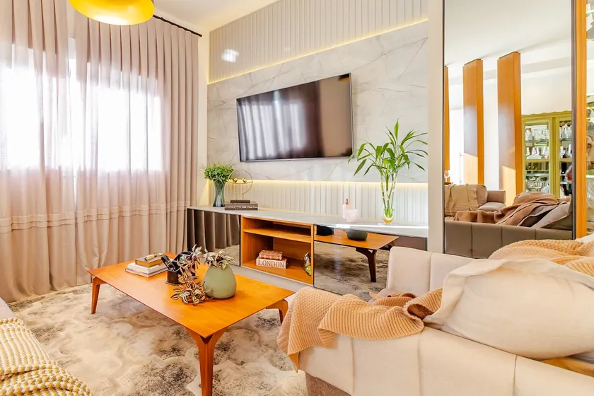 Cozy Home - Image 1