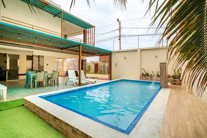 Villa Esmeralda, your safe and beautiful beach house - Image 1