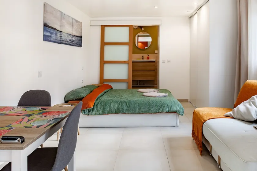Studio for 2 to 4 people, 30 minutes from the center of Paris - Image 1
