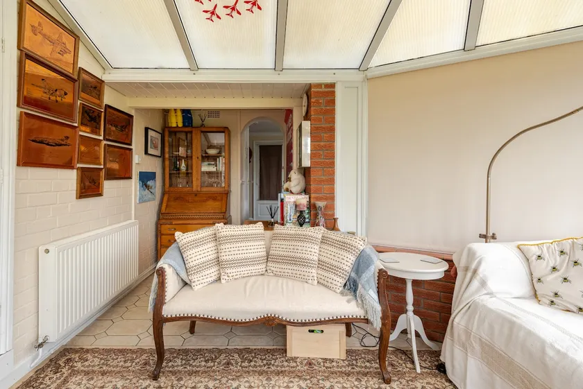 Little Lodge - Image 1