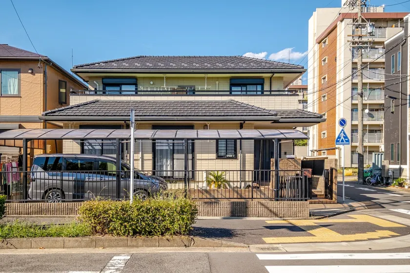 Spacious relaxing space/Free parking for 2 vehicles/Free WiFi - Image 1